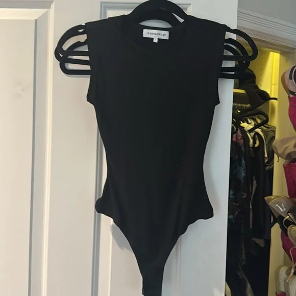WEWOREWHAT Rib Jersey Scoop Neck Bodysuit Black Size S - Picture 4 of 6